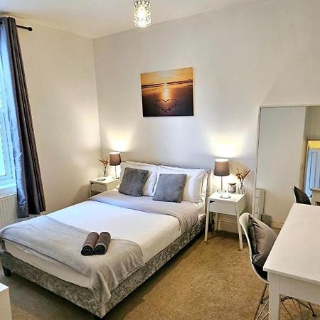 1 Bedroom Flat In Gravesend Luaran gambar