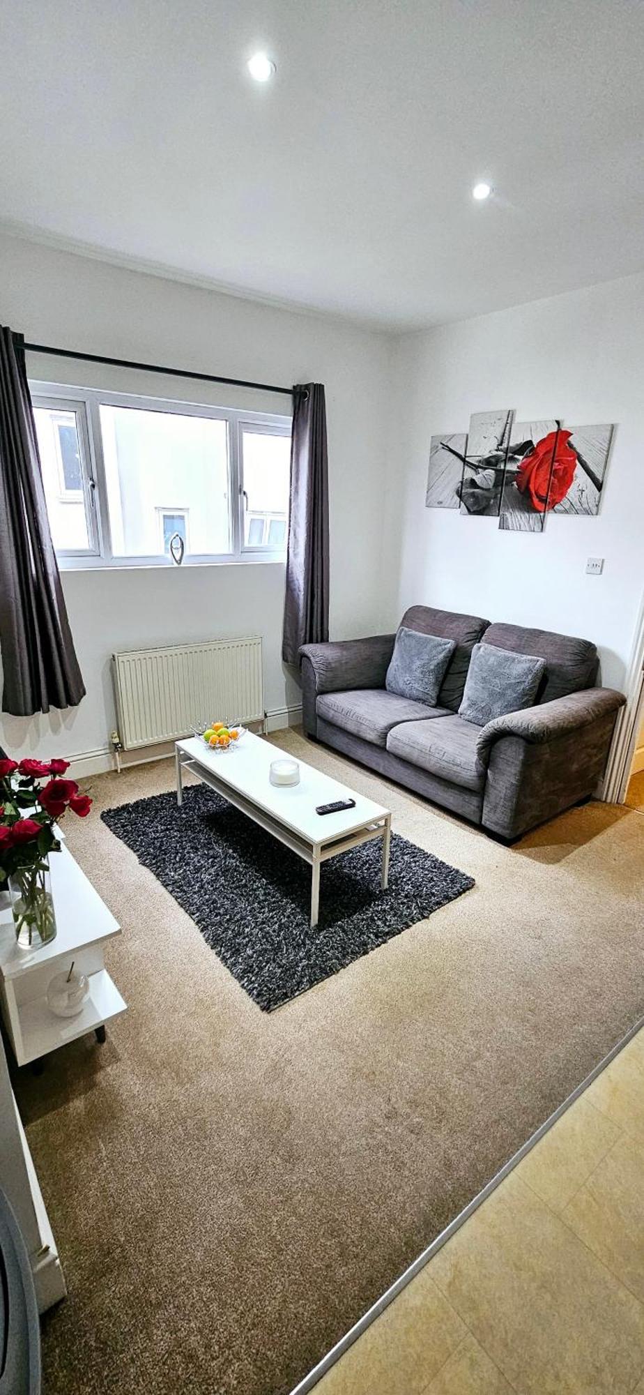 1 Bedroom Flat In Gravesend Luaran gambar